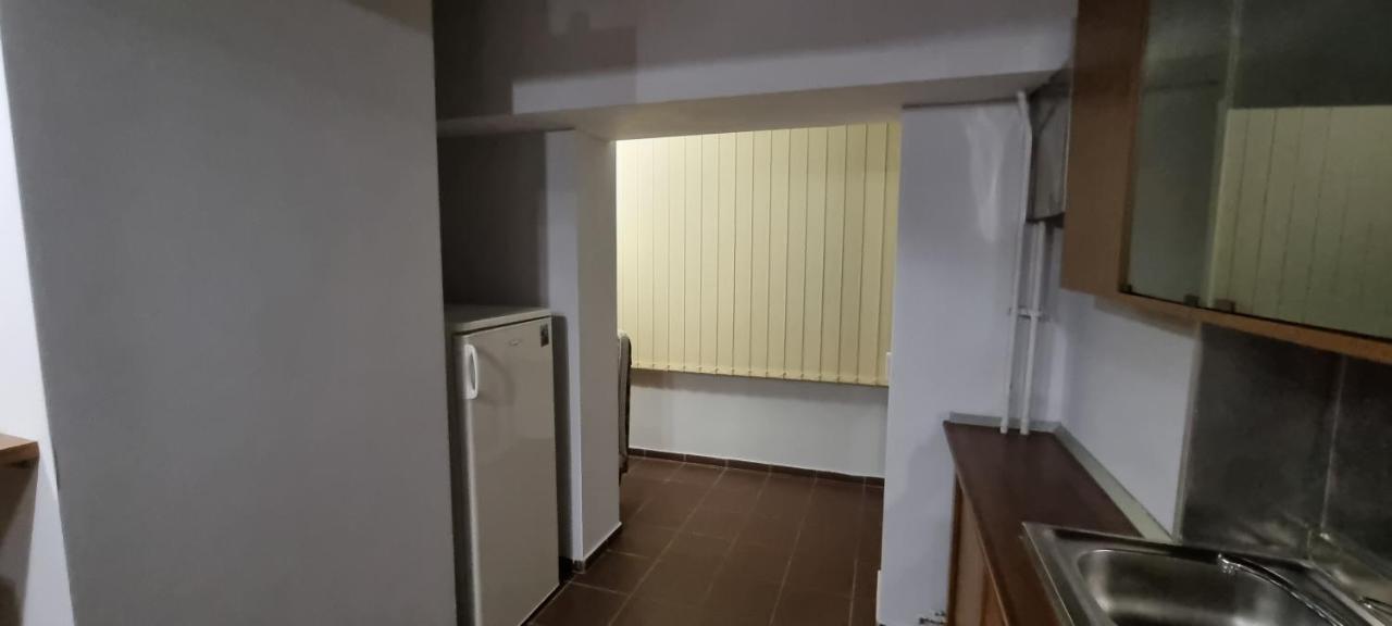 Ultracentral Residence 1 Плоешти Экстерьер фото