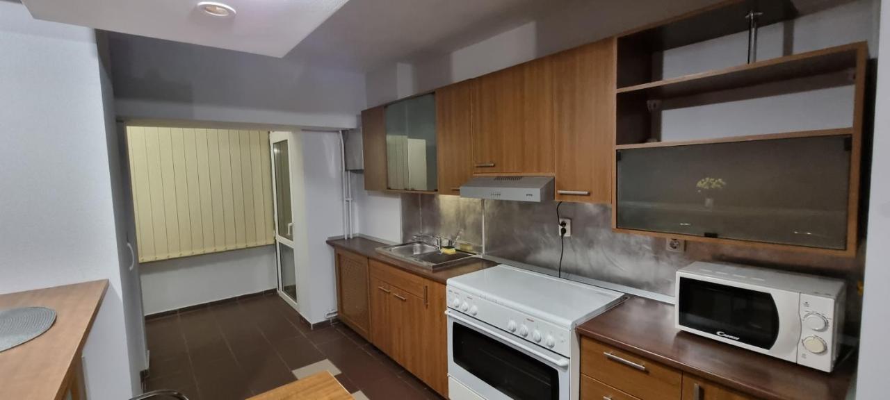 Ultracentral Residence 1 Плоешти Экстерьер фото